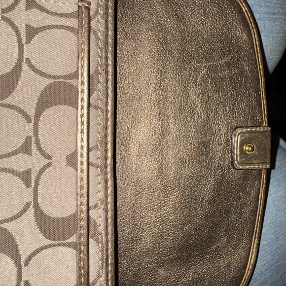 Coach Signature Canvas Wallet in Brown/Tan with Brass Buckle - Picture 9 of 14